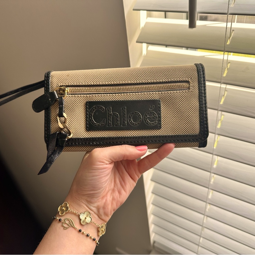 Preloved Beautiful Chloe Wallet.